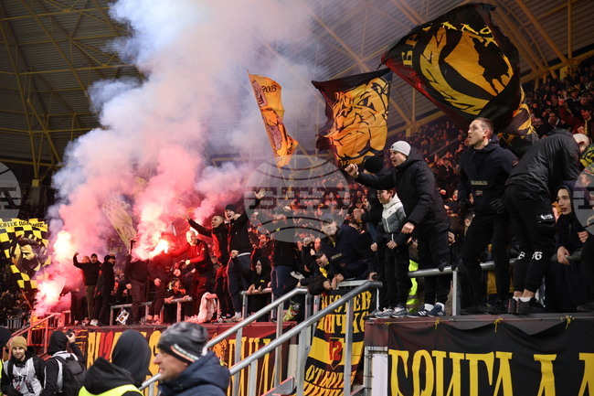 От Сдружение "ПФК Ботев" към ръководството на футболния клуб: "Подобно поведение е крайно неприемливо"