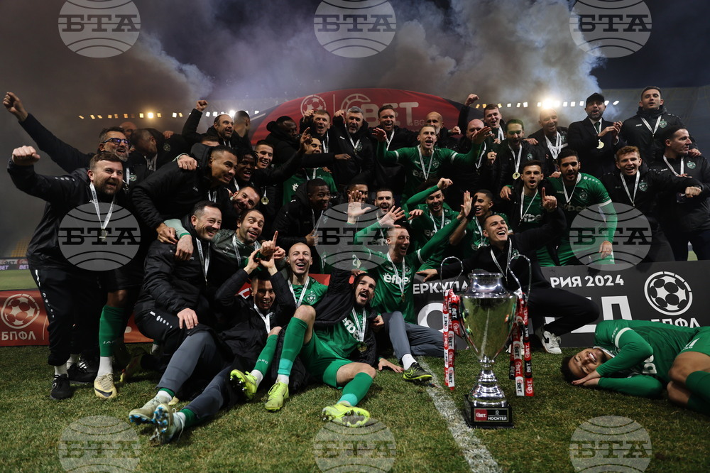 Лудогорец с дарение за възстановяването на изгорялата гимназия в Трявна