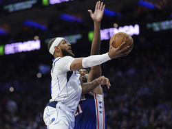 Mavericks 76ers Basketball