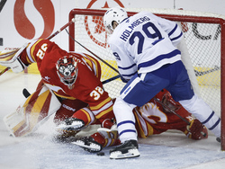 Maple Leafs Flames Hockey