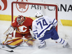 Maple Leafs Flames Hockey