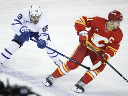 Maple Leafs Flames Hockey
