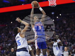 Mavericks 76ers Basketball