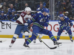 Avalanche Canucks Hockey