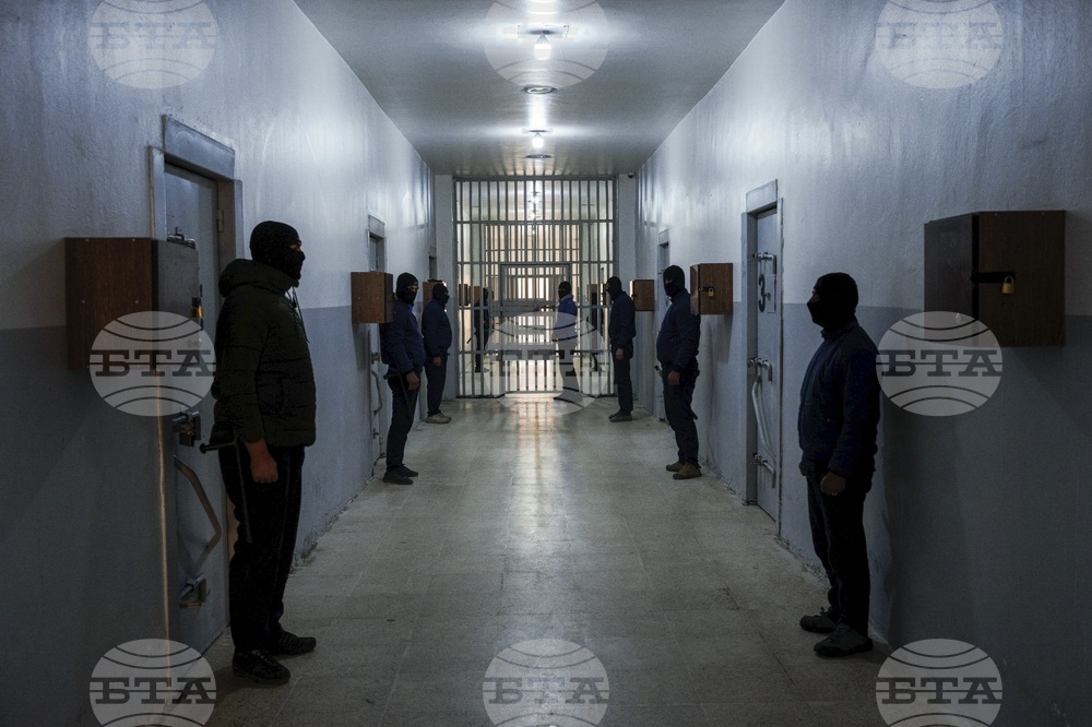 Въоръжените сили на САЩ започнаха да прехвърлят от Сирия в Ирак задържани членове на „Ислямска държава“