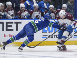 Avalanche Canucks Hockey