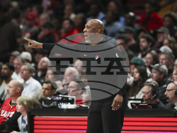 Pacers Trail Blazers Basketball