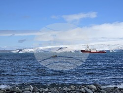 Антарктида - кораб - Българска антарктическа база - дейности