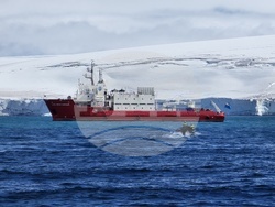 Антарктида - кораб - Българска антарктическа база - дейности