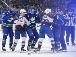 Avalanche Canucks Hockey