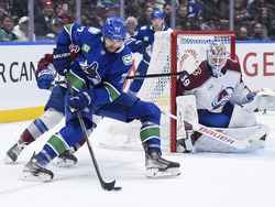 Avalanche Canucks Hockey