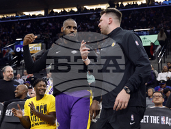 Lakers Clippers Basketball