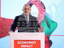 Списание "The Economist" - икономика - форум - Румен Радев