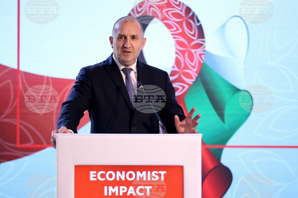 Списание "The Economist" - икономика - форум - Румен Радев