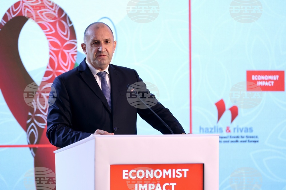 Списание "The Economist" - икономика - форум - Румен Радев