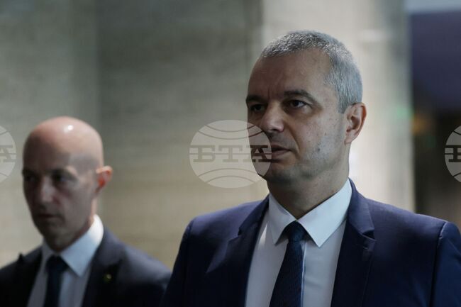 Имаме "коалиция на чуждите агенти“, коментира Костадин Костадинов след като законопроектът на "Възраждане" беше отхвърлен