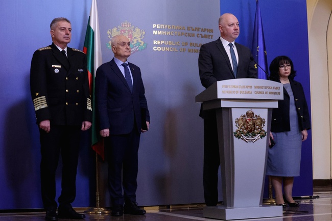 По бюджета на Министерството на отбраната са влезли 348 млн. лева, което ще доведе до подобряване на бюджетното салдо на министерството и на държавата, каза Теменужка Петкова