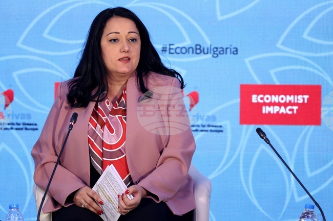 Former EIB Vice-President Pavlova: Decarbonization Should Be Driver of Economic Growth, Not Obstacle