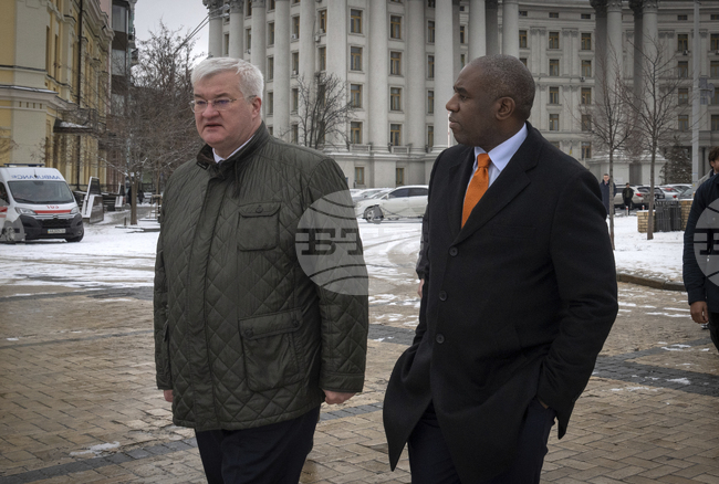 Външните министри на Украйна и Великобритания обсъдиха практическото приложение на 100-годишното партньорско споразумение между двете страни