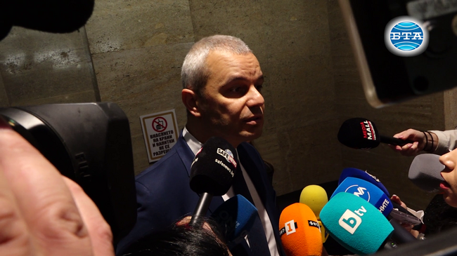 Костадин Костадинов: Това е нивото на българските народни представители от ПП-ДБ