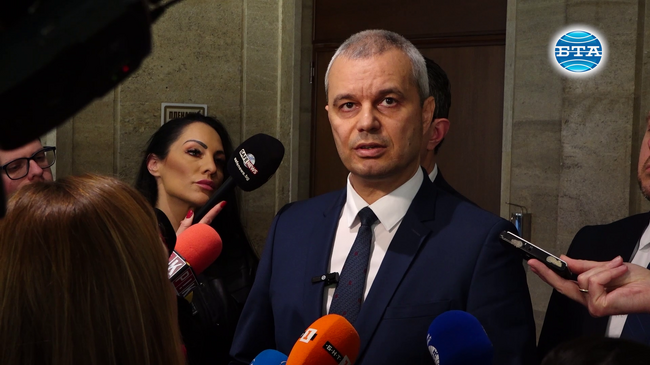 Имаме "коалиция на чуждите агенти“, коментира Костадин Костадинов след като законопроектът на "Възраждане" беше отхвърлен