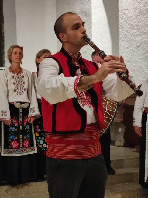 Асоциация „Канатица“ отправи покана за българско тържество в Швейцария по случай Баба Марта 