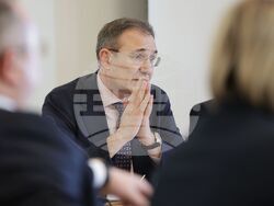 Парламент - Комисия по труда и социалната политика