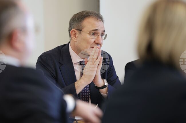 Bulgarians Aged 15-24 Show Highest Tolerance for Grey Economy