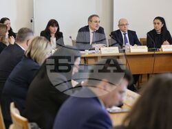 Парламент - Комисия по труда и социалната политика