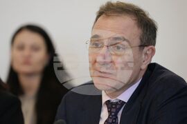 Парламент - Комисия по труда и социалната политика