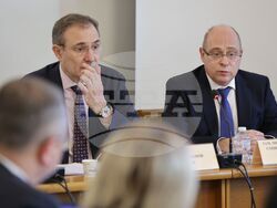 Парламент - Комисия по труда и социалната политика