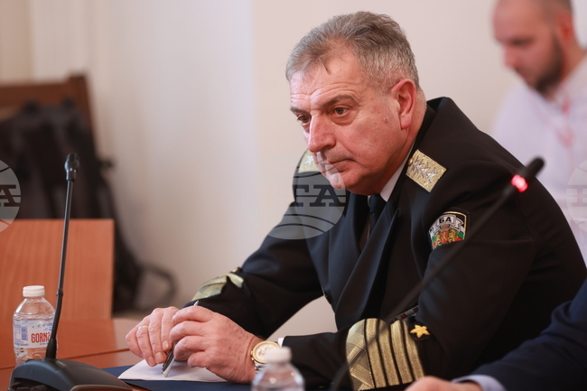 Chief of Defence Admiral Eftimov to Present Condition, Preparedness of Bulgarian Armed Forces in 2024
