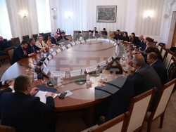 Парламент - Комисия по регионална политика, благоустройство и местно самоуправление