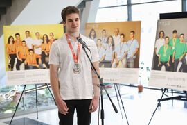 Бургас - „Фантастични умове" - изложба