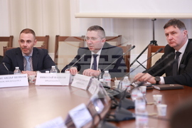 Парламент - Комисия по регионална политика, благоустройство и местно самоуправление