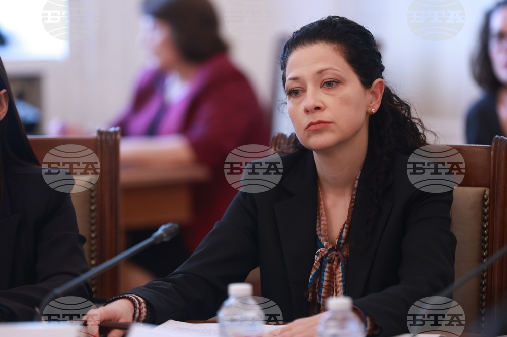 Парламент - Комисия по регионална политика, благоустройство и местно самоуправление