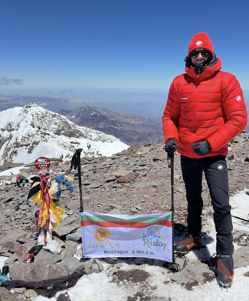 Алпинистът Георги Колевичин приключи успешно експедицията по изкачване на връх Аконкагуа