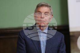 Бургас - Областна администрация - история на сградата - лекция - Димитър Караненов