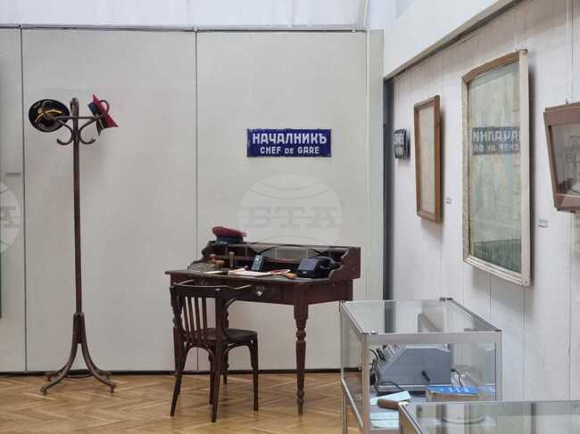 Изложбата "Родопската теснолинейка - 80 години история" бе открита в Историческия музей в Пазарджик 