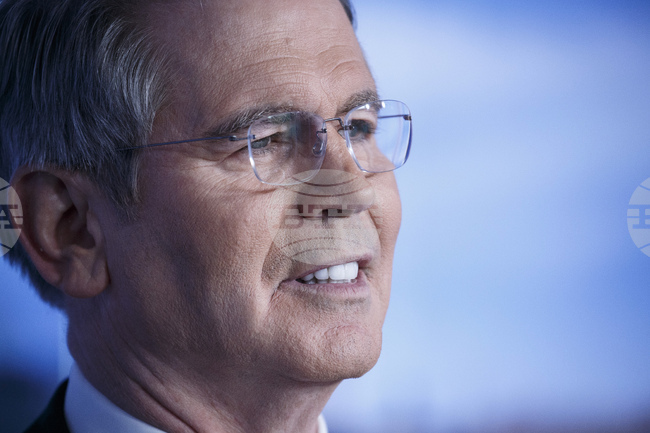 Икономиката на САЩ е "крехка под повърхността", заяви финансовият министър Скот Бесънт