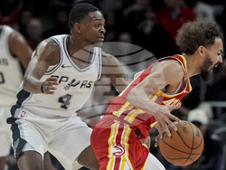 Spurs Hawks Basketball