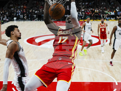 Spurs Hawks Basketball