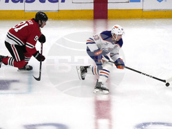 Oilers Blackhawks Hockey