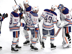 Oilers Blackhawks Hockey