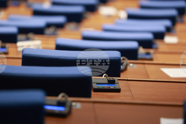 Вицепремиерите Томислав Дончев, Атанас Зафиров, Гроздан Караджов ще отговарят на депутатски въпроси 