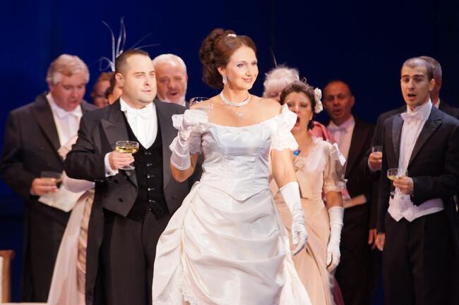 Участници в Международния майсторски клас за диригенти ще представят "Травиата" днес на сцената на операта в Стара Загора