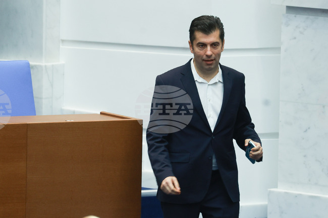 Подкрепата ни за Украйна трябва да продължи като част от една силна и обединена Европа, заявява Кирил Петков за третата година от войната