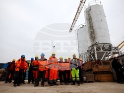 Метро - тунелопробивна машина - церемония