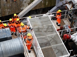 Метро - тунелопробивна машина - церемония