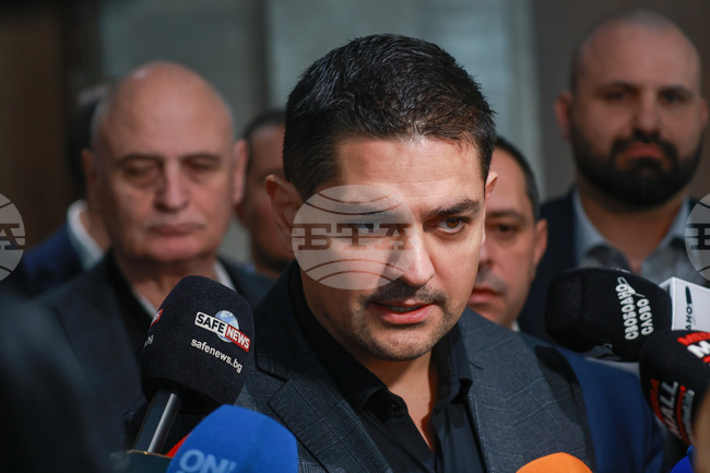 MECh Leader Argues in Favour of Nationalization of LUKOil Oil Refinery, Power Distribution Companies "to Fill Budget Gap"